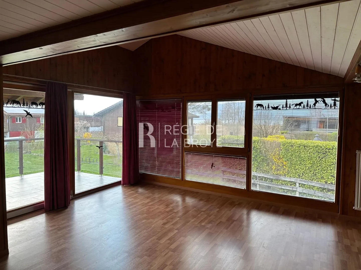 4,5-Zimmer-Chalet in Cheyres - Foto 2 von 13
