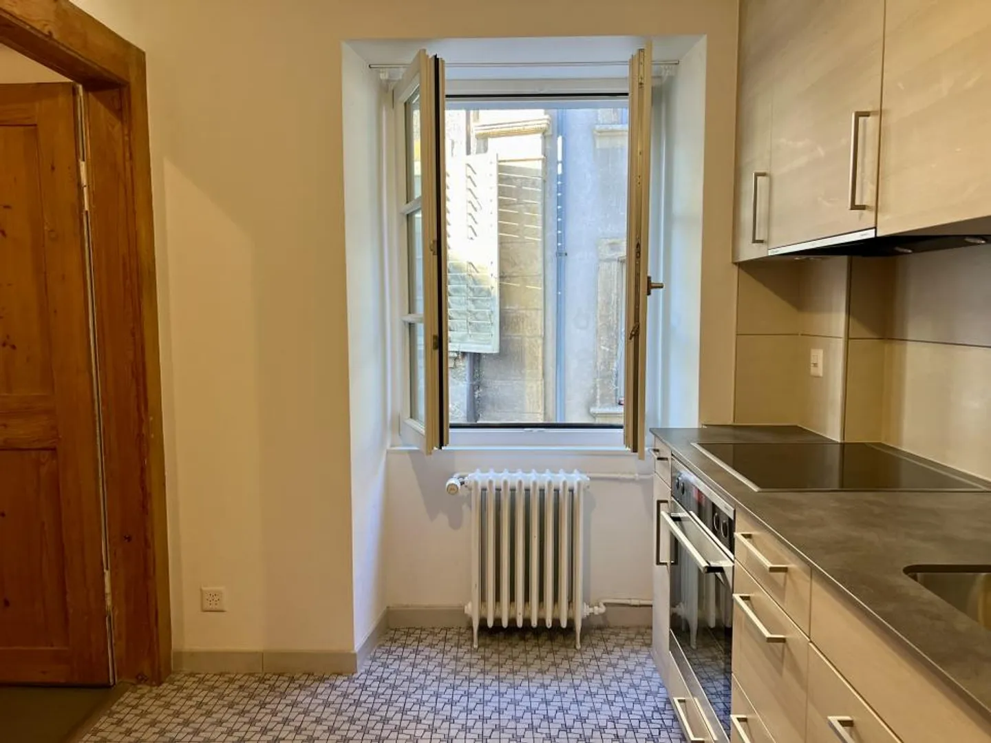 Haus 3.5 Zimmer - Foto 3 von 13