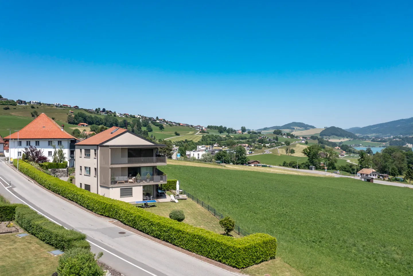 Magnifico appartamento di 5.5 locali - vista panoramica sul lago e giardino di 420 m - Foto 9 di 10