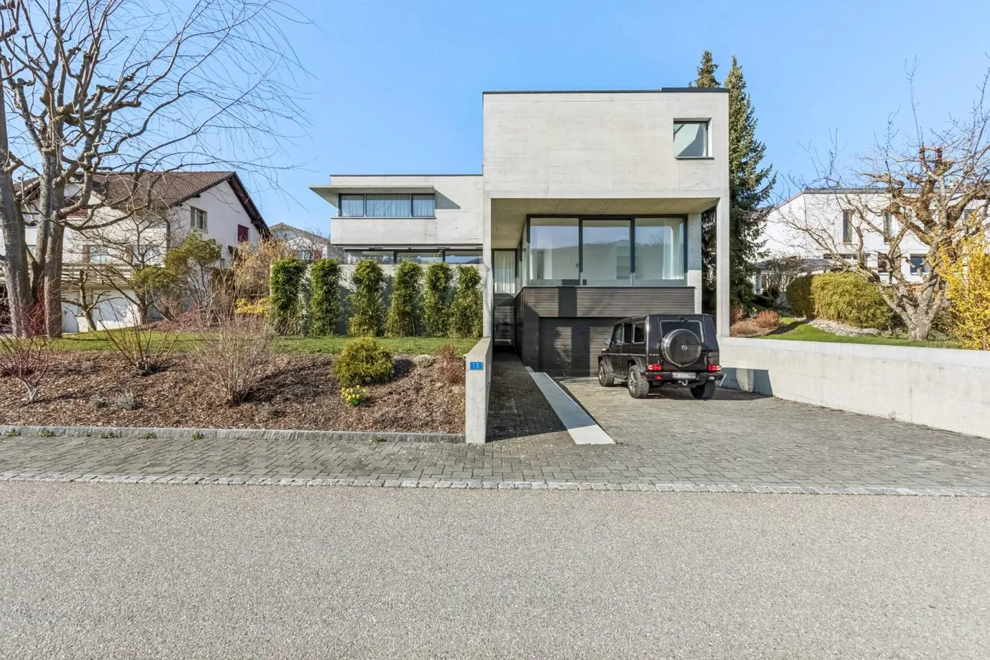 Villa 7,5 Zimmer - Foto 2 von 13