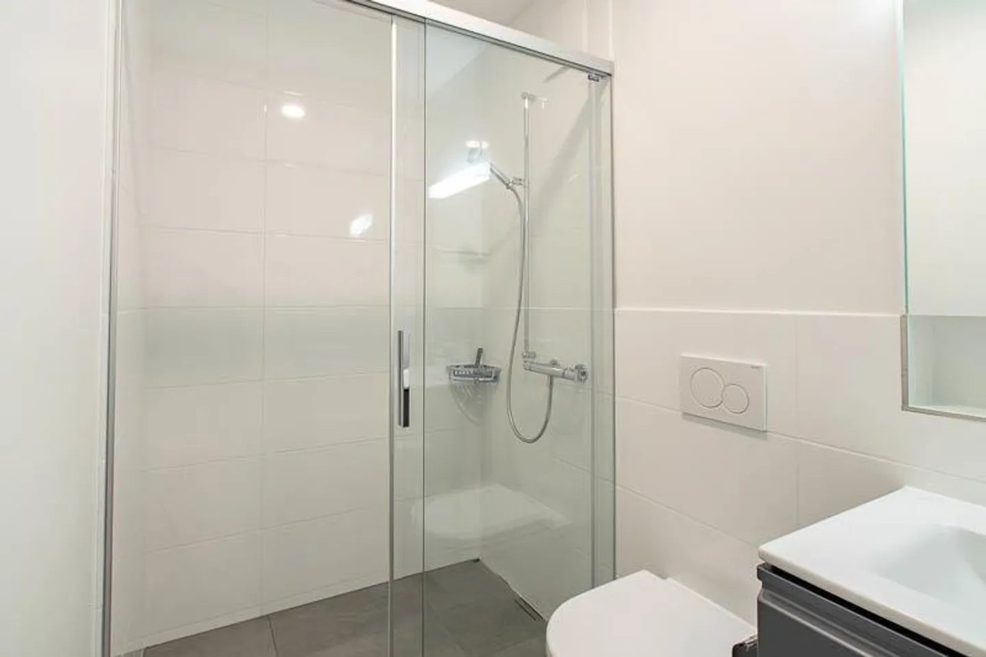 Exclusif 2.5-Zi. Appartement avec vue sur le lac et patio - Photo 8 sur 11