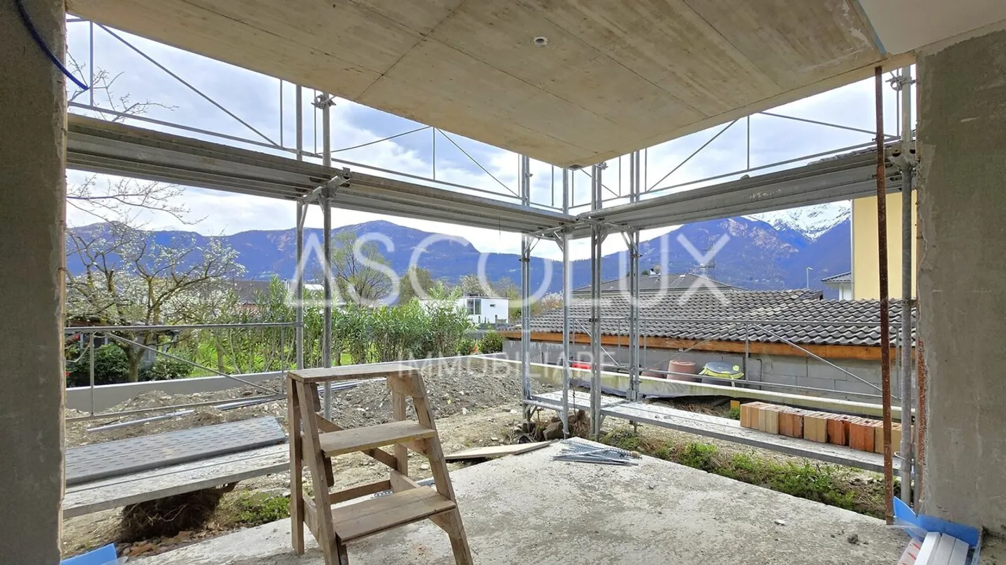 Row house for sale - Photo 7 of 13