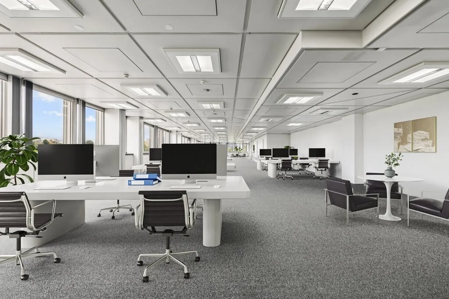 Renovated office space of 730 m2 on the 4th floor - Photo 3 of 10