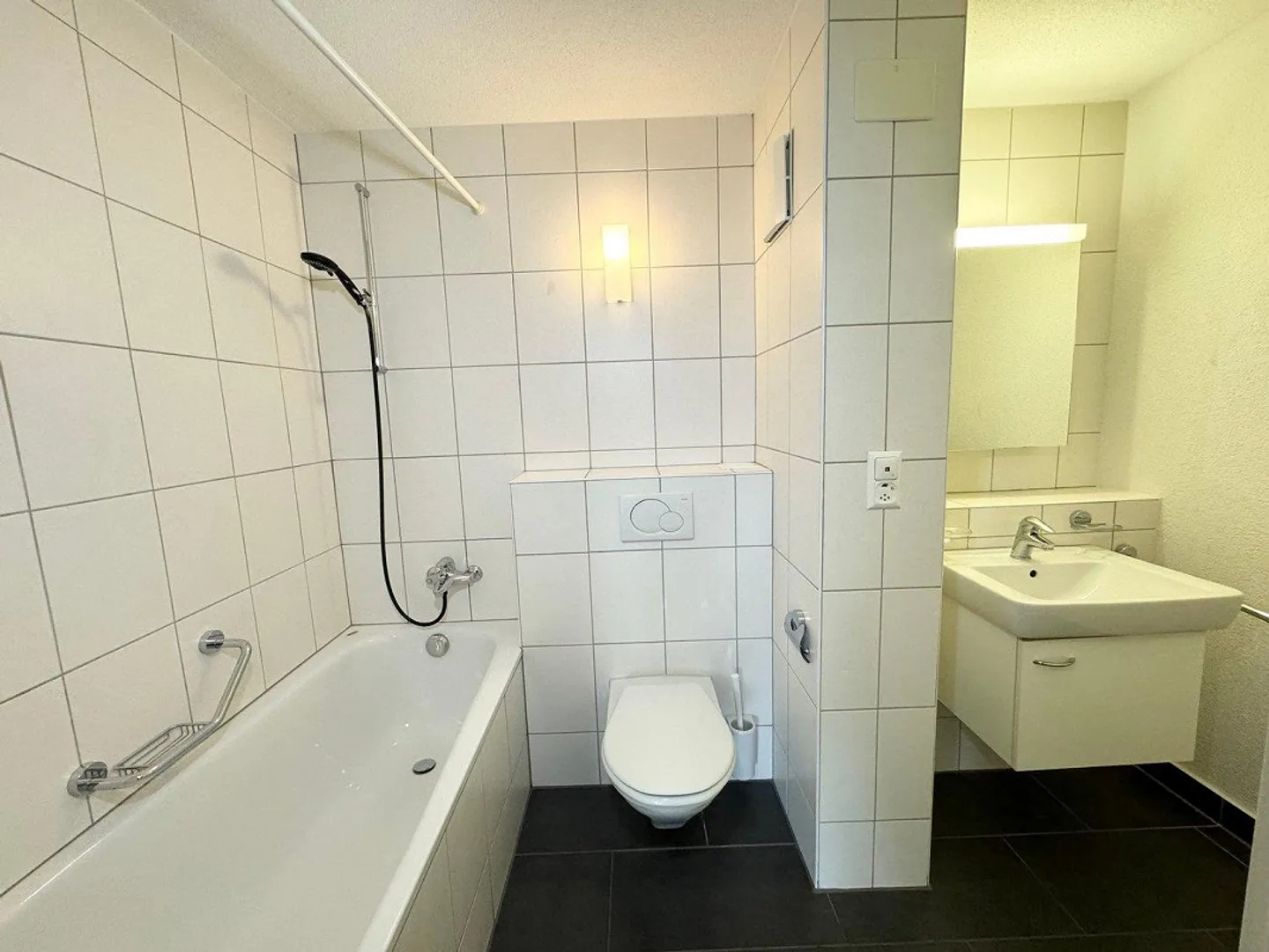 Spacious 5.5-room apartment with balcony in St. Gallen - Photo 10 of 10