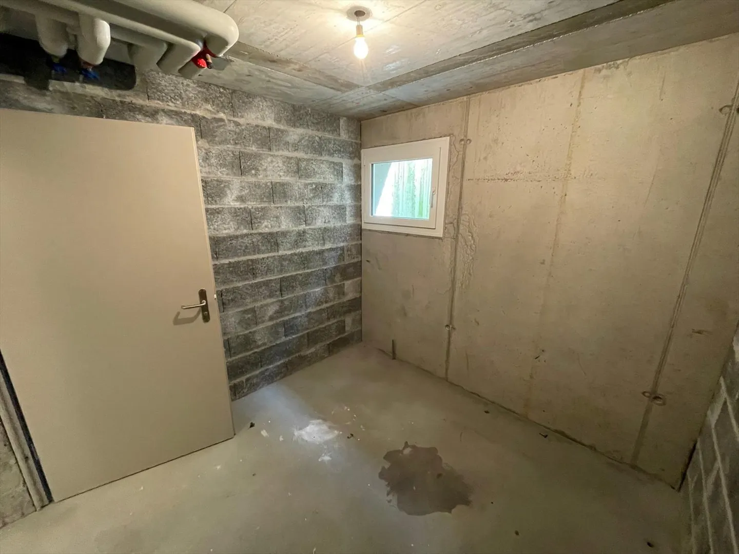 Deposit - Photo 1 of 2