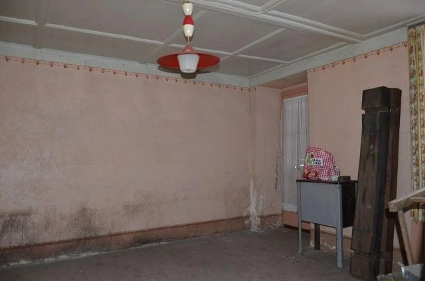 «Casa grande con terrazza e annesso da ristrutturare in una posizione molto soleggiata e tranquilla con bella vista» - Foto 14 di 25