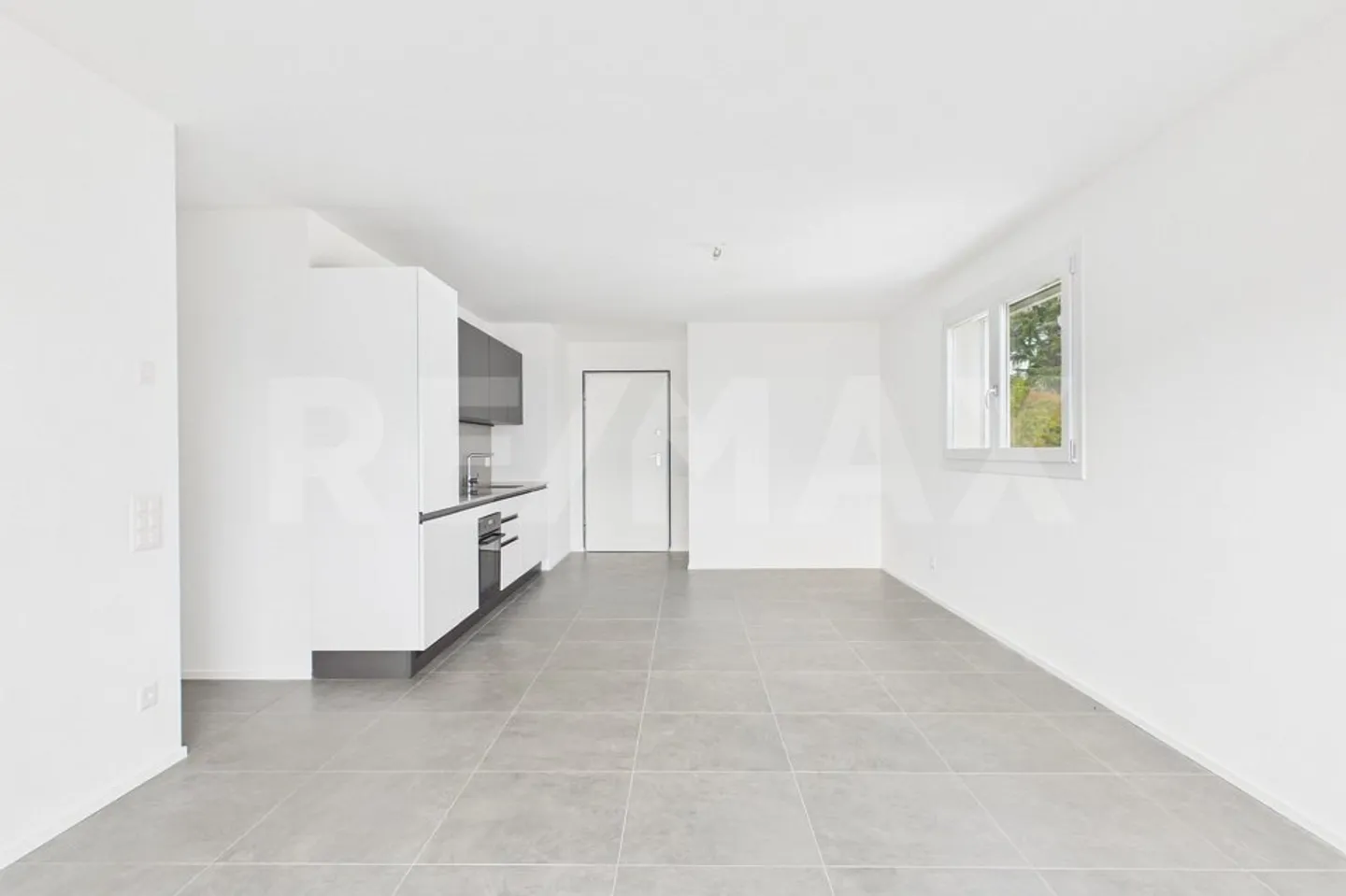 New Residence "Tre Noci" Modern 2 1/2 to 4 1/2 Room Apartments - Photo 4 of 13