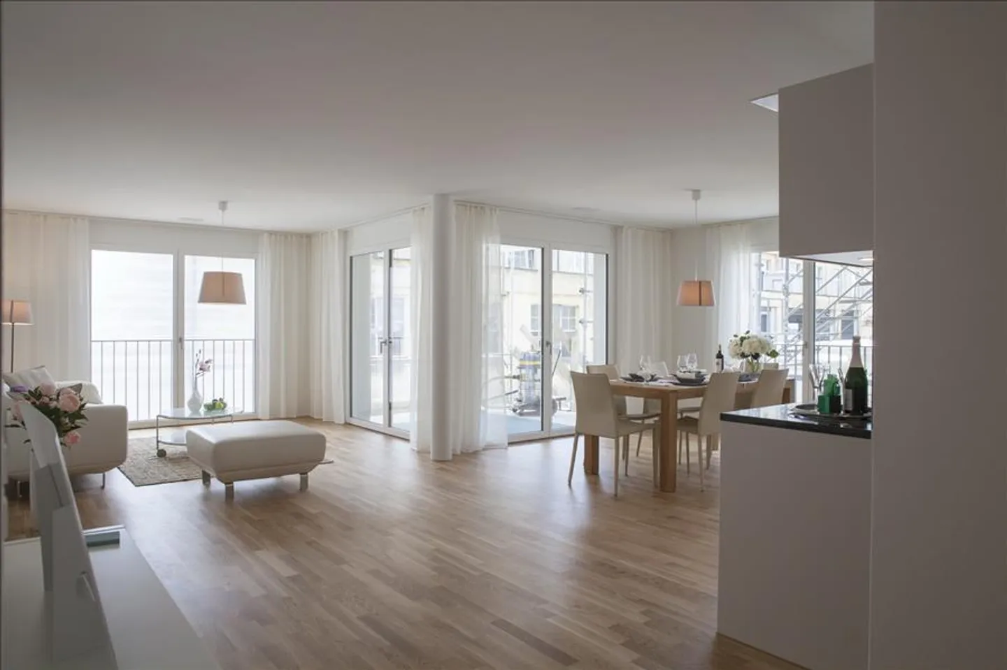 Your Apartment in Allegropark - Photo 2 of 5