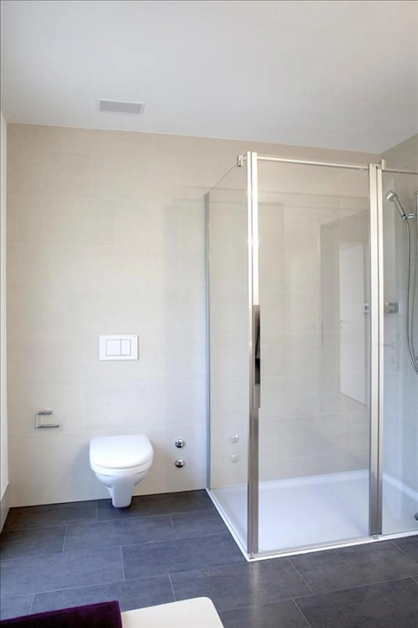 Your Apartment in Allegropark - Photo 4 of 5