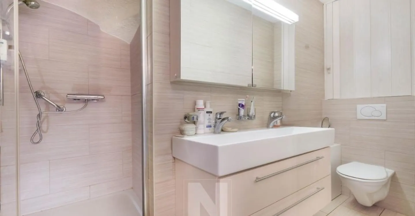 Village house for sale in Begnins - 5.5 rooms, 163m2 living space - Photo 9 of 12