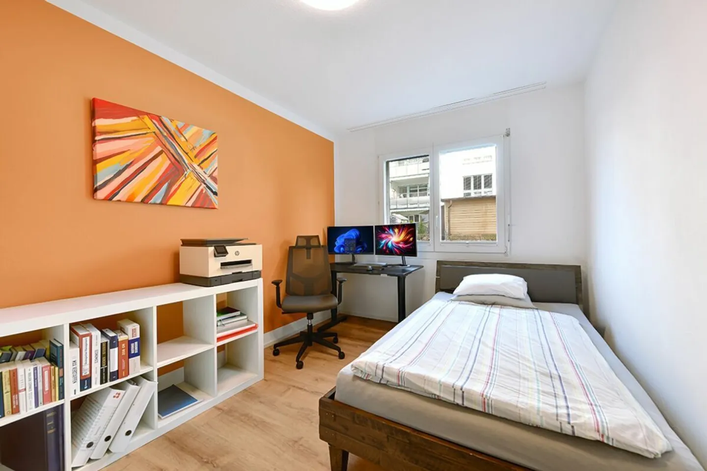 Appartamento giardino 4,5 locali con sala hobby e 2 posti auto nel garage sotterraneo - Foto 6 di 11