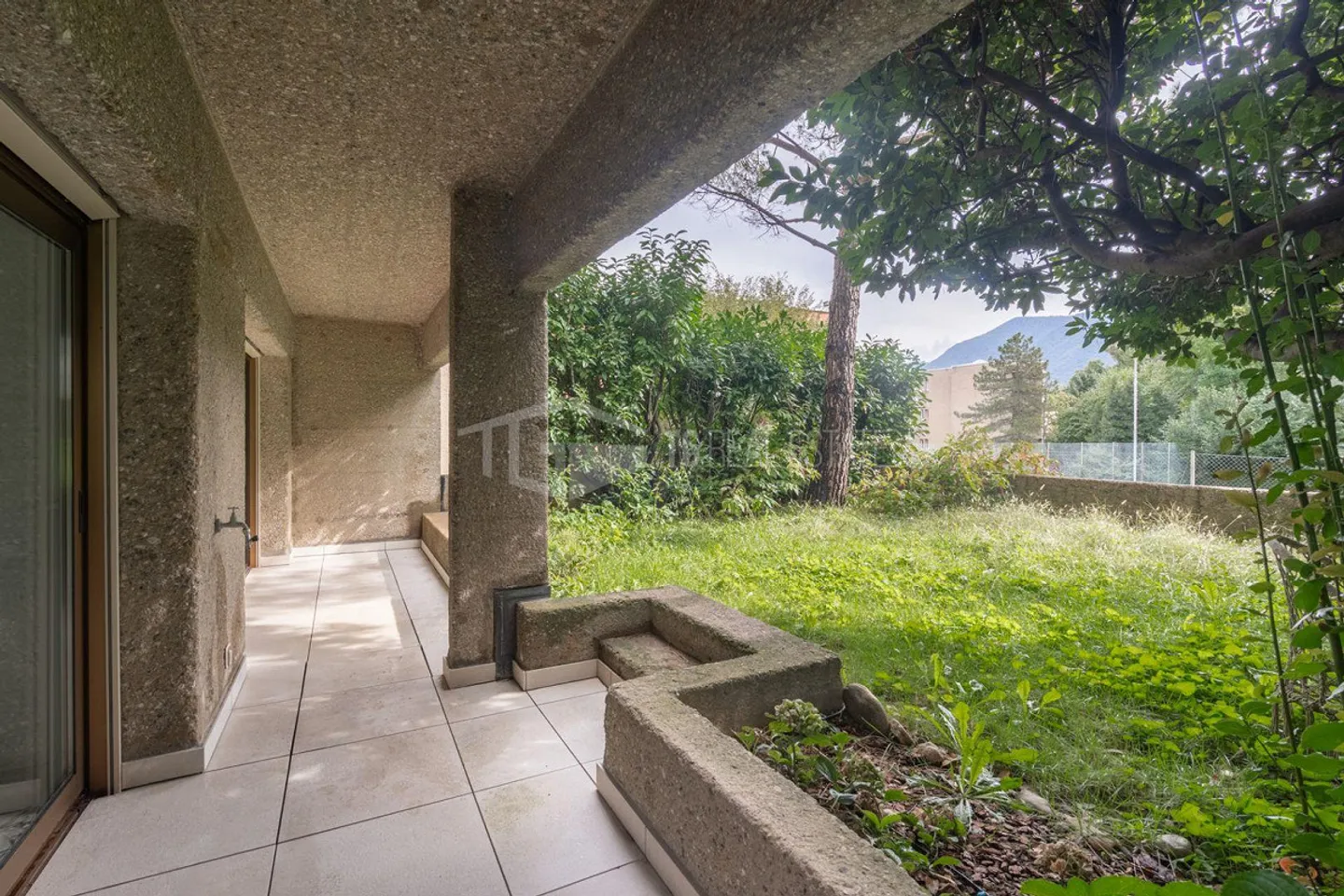 APPARTAMENTO DI 2.5 LOCALI CON GIARDINO | 2.5-ROOM FLAT WITH GARDEN... - Photo 5 sur 6