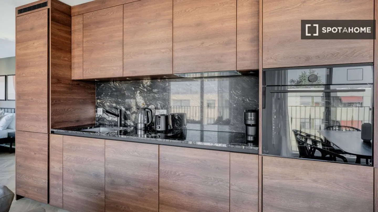 Entdecke, besichtige und miete dein neues Zuhause online mit vollem Vertrauen. - Foto 6 von 18