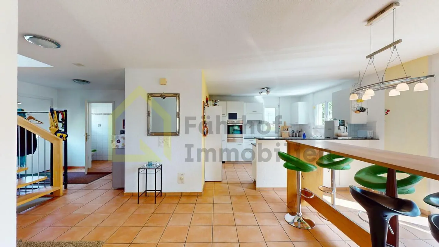 Detached 6.5-room single-family home with charm and extra space - Photo 5 of 30