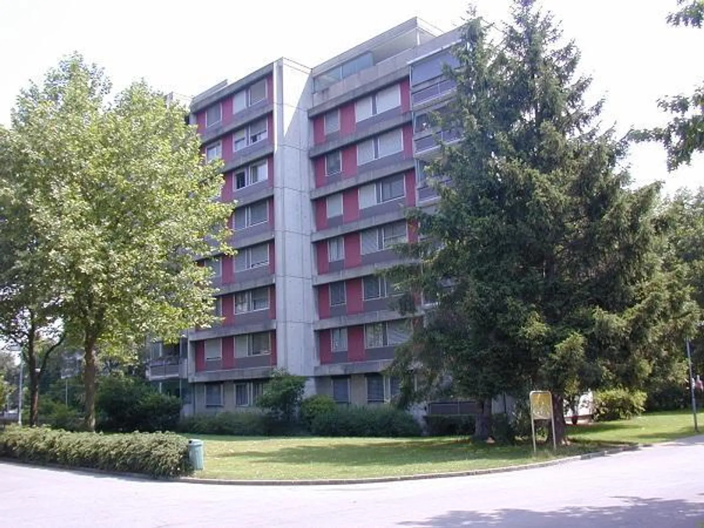 Geräumige Wohnung mit Balkon - Foto 9 von 9