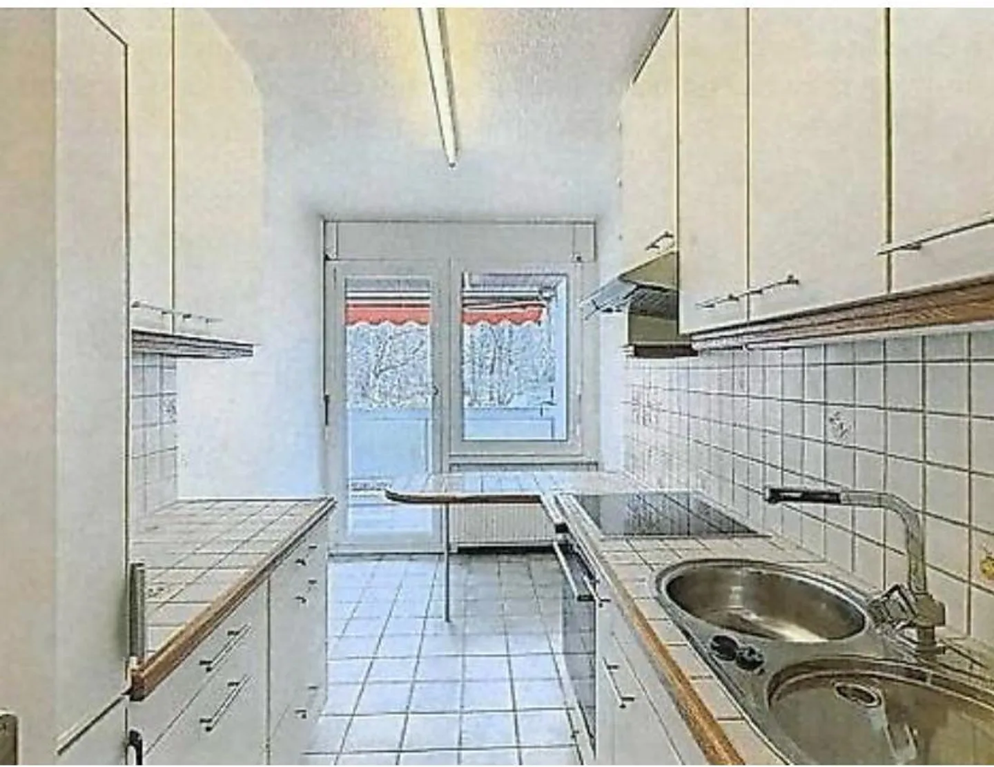 Four-Room Apartment in Croix de Rozon - Photo 3 of 5