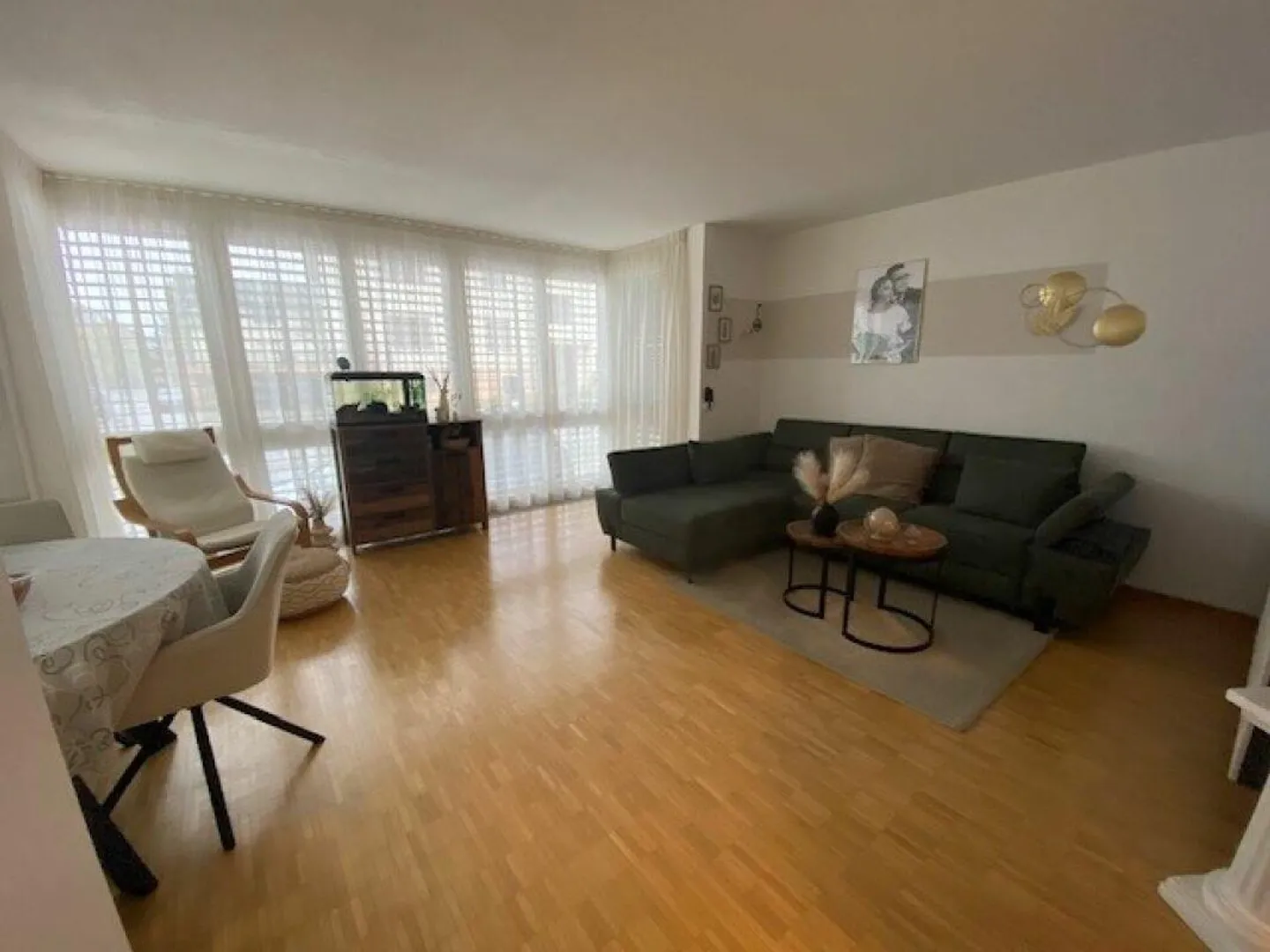 APPARTEMENT COSY DE 2,5 PIÈCES À LOUER - Photo 2 sur 7