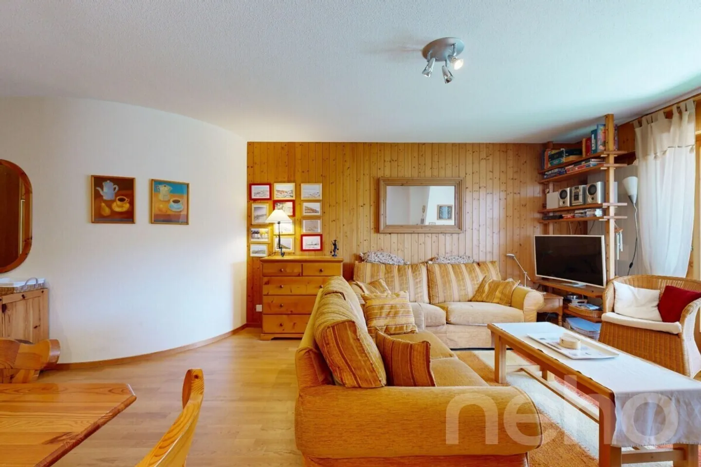 Appartement Charmant avec Vue Montagne - Photo 1 sur 12