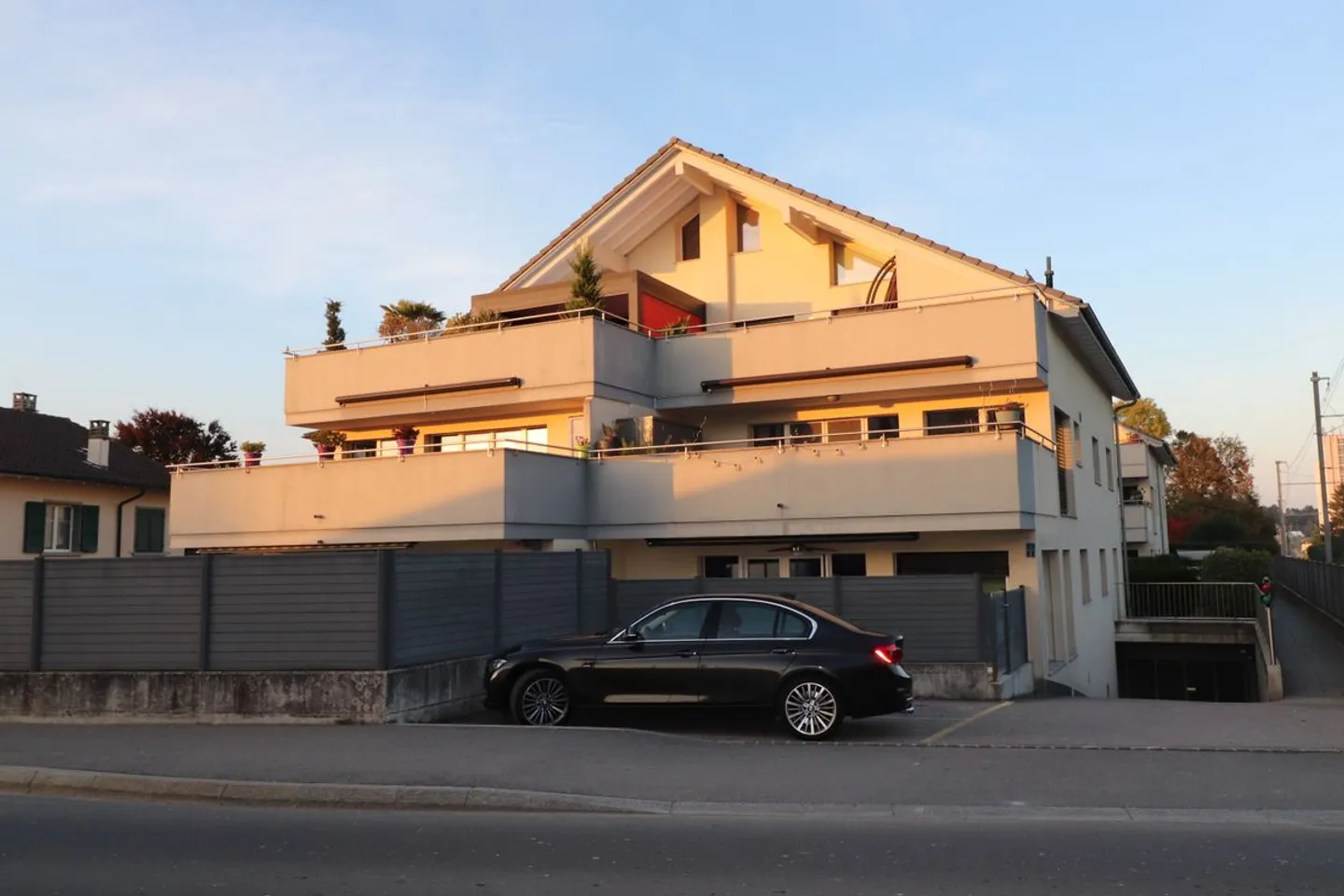 Gelegenheit! Großes, modernes Apartment, hochwertige Ausstattungen, zwei Terrassen, zwei - Foto 8 von 8