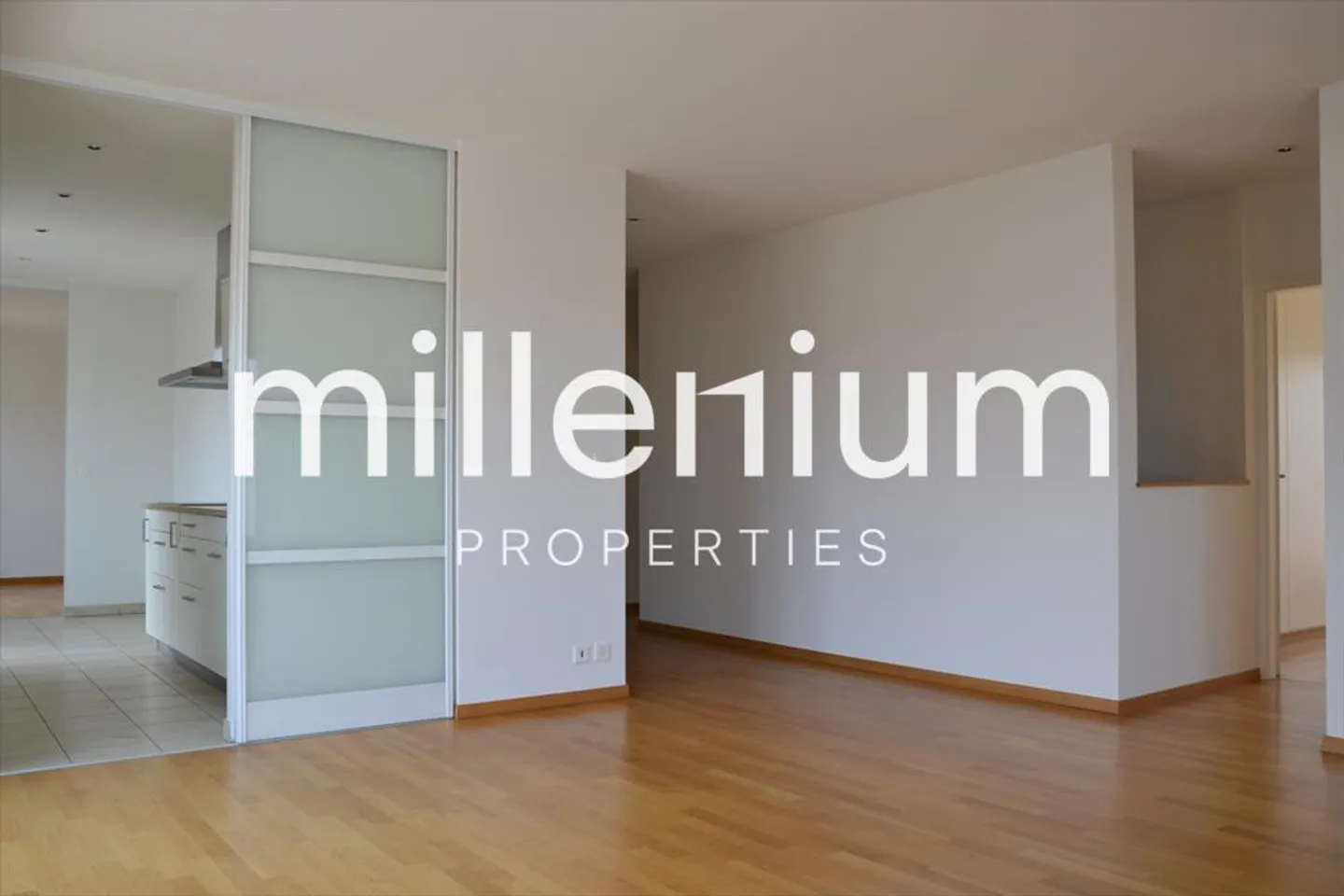 Appartamento attico attraversante senza affacci con terrazza - Foto 8 di 9