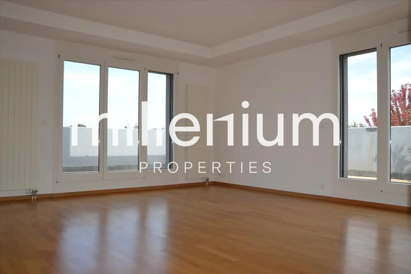 Appartamento attico attraversante senza affacci con terrazza - Foto 4 di 9