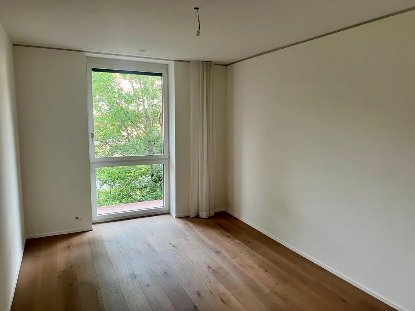 3.5-room apartment in the city of Zug (with parking) - Photo 3 of 7