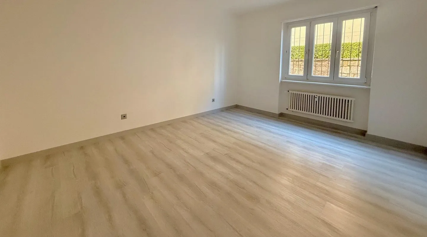 Appartement rénové 2,5 pièces à Mendrisio - PROCHE DE TOUT - Photo 4 sur 7