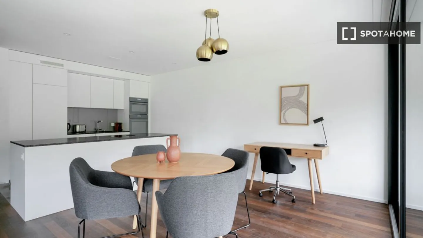 Découvrez, visitez et louez votre nouveau chez-vous en ligne en toute confiance. - Photo 7 sur 16