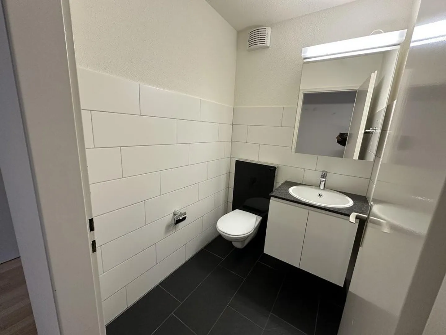 Your new home with a view - 4.5 rooms on the 8th floor of Liebrüti - Photo 5 of 6