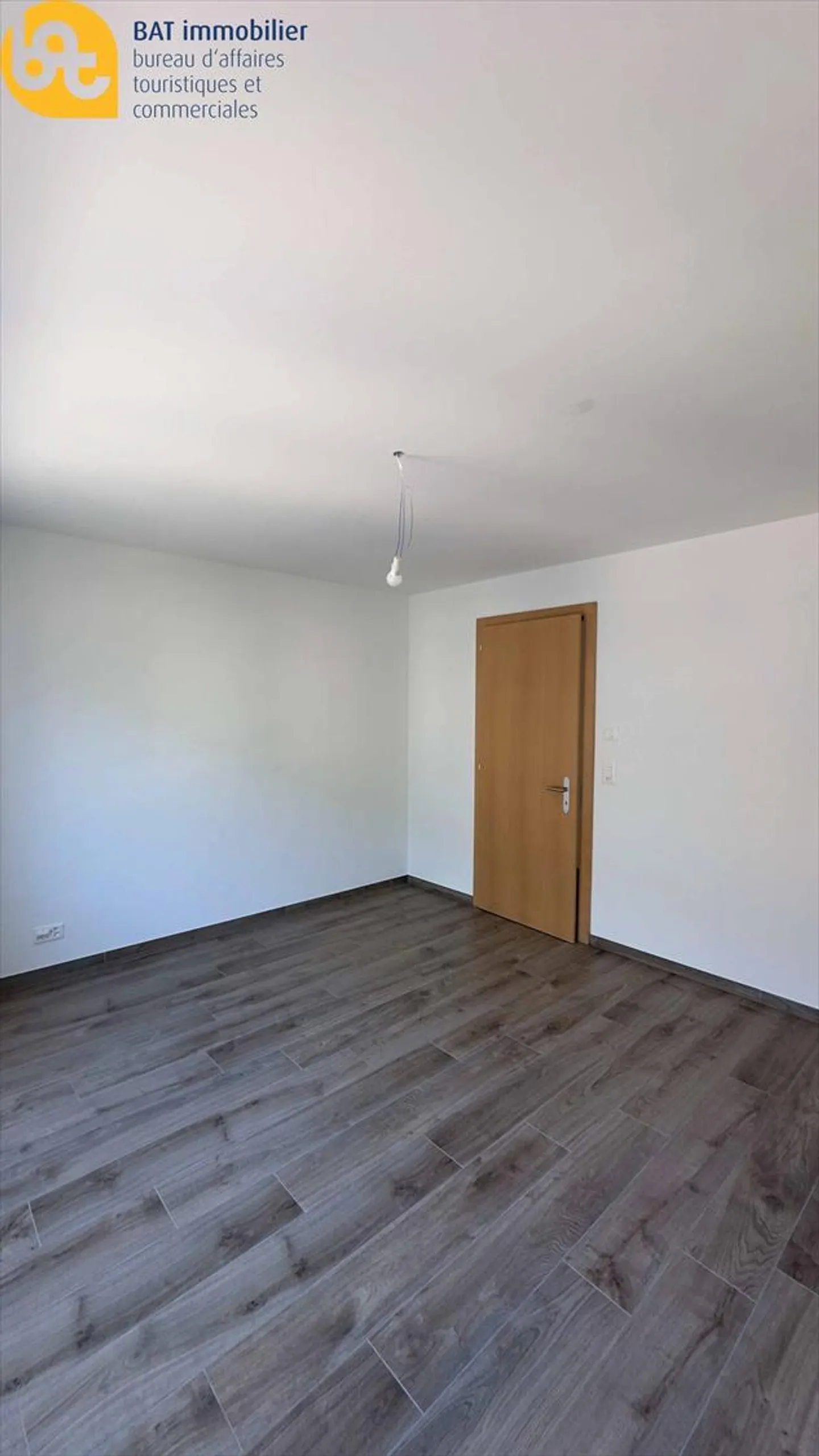 Appartamento 2.5 locali a Saxon, disponibile subito - Foto 5 di 8
