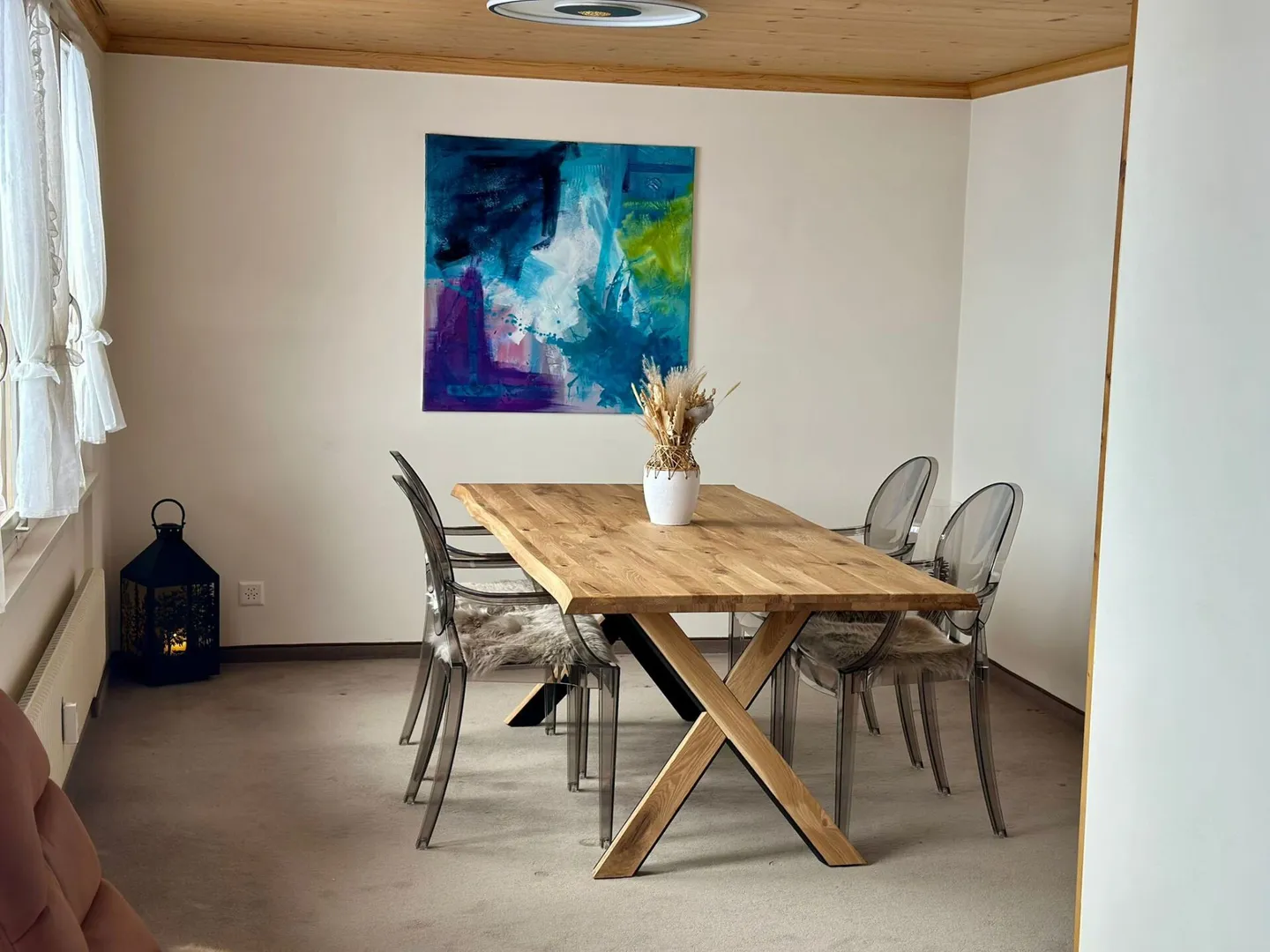 1-Bedroom apartment with fantastic view in Saanen for seasonal rent Summer 2026 - Photo 6 of 9