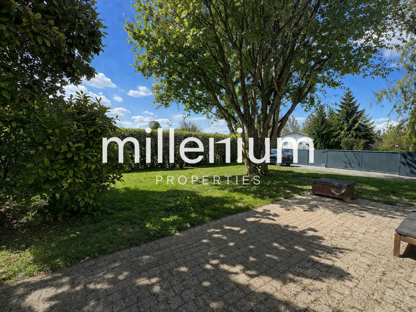 Architektonische Villa in Thônex - Foto 1 von 15
