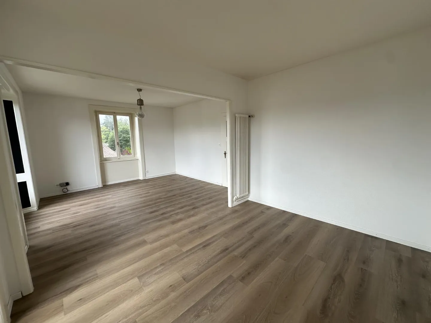 02212 - Appartement 4½ pièces - Combe-Grieurin 51 - La Chaux-de-Fonds - Photo 3 sur 6