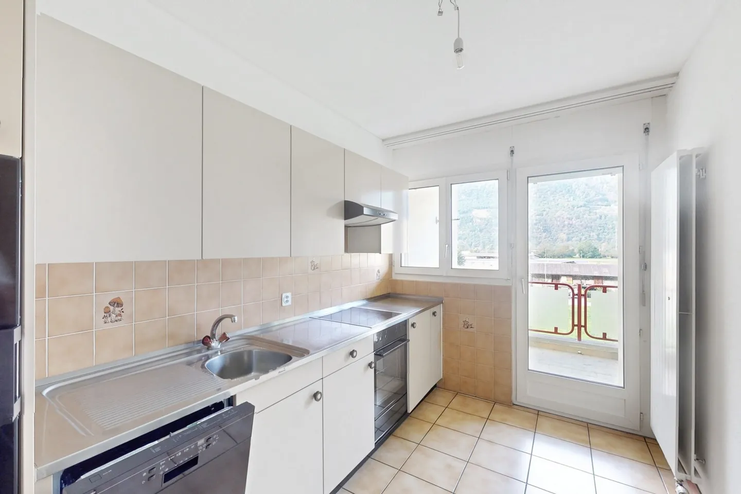 Comfortable 3.5-room property - Photo 2 of 13