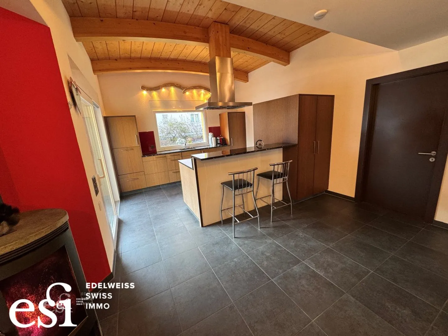 Spaziosa villa indipendente di 5.5 stanze e il suo annesso a Muraz - Foto 6 di 22