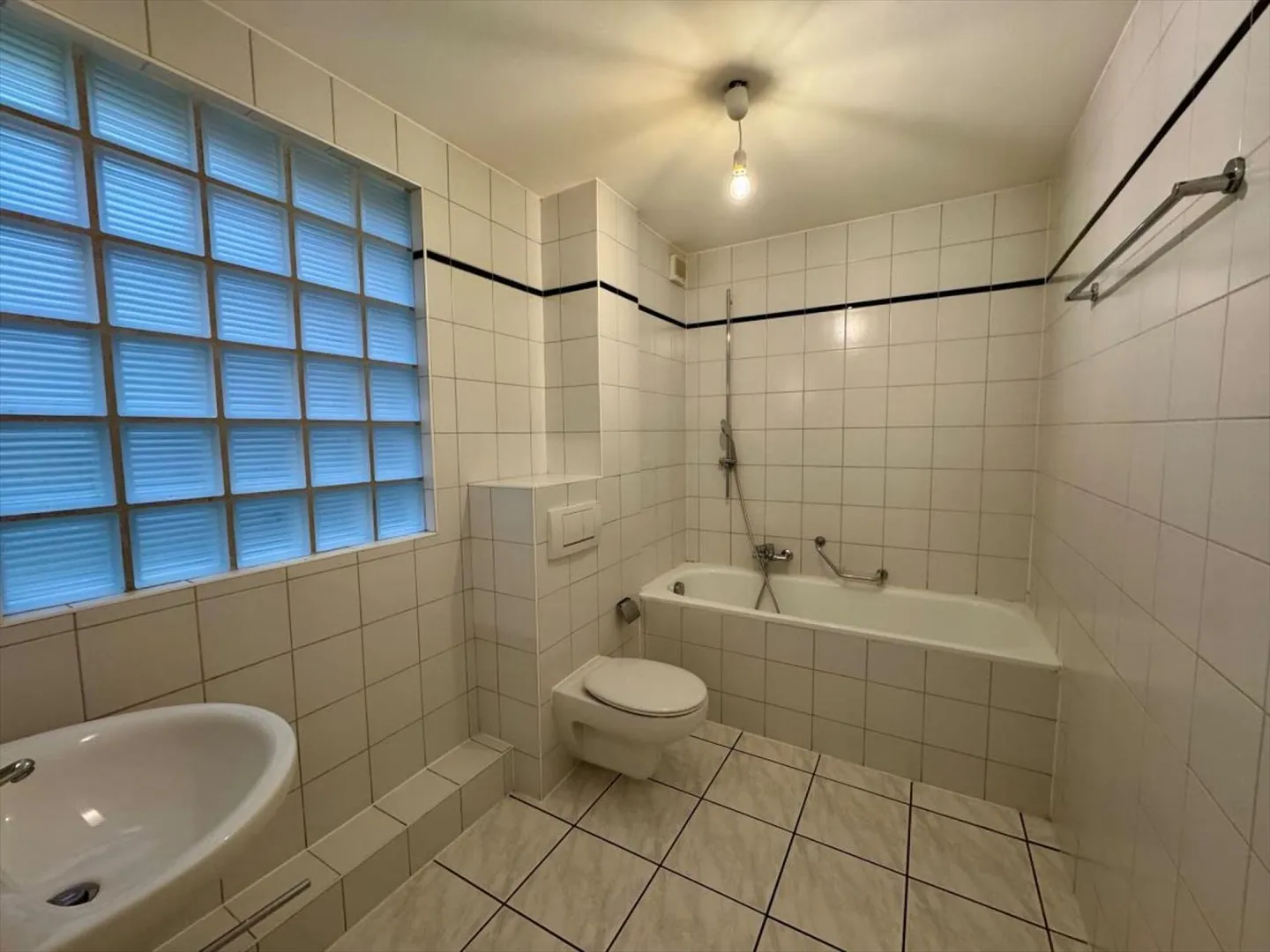 4.5-room apartment with charm and comfort - Photo 6 of 6
