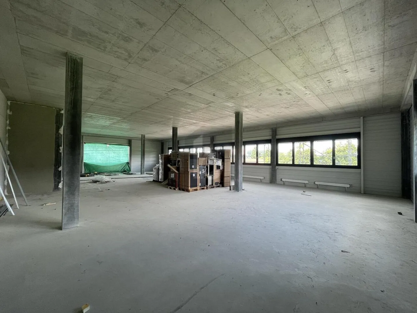 Nuovo progetto di costruzione ufficio grande - Foto 4 di 6