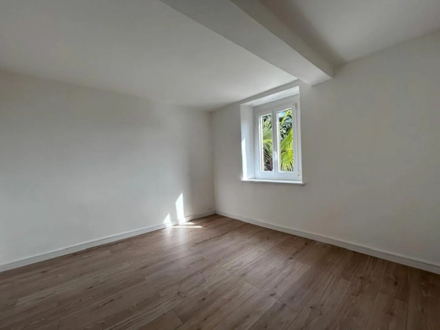 LARGE HOUSE WITH TWO APARTMENTS - GARDEN AND SPECTACULAR VIEW - Photo 11 of 27