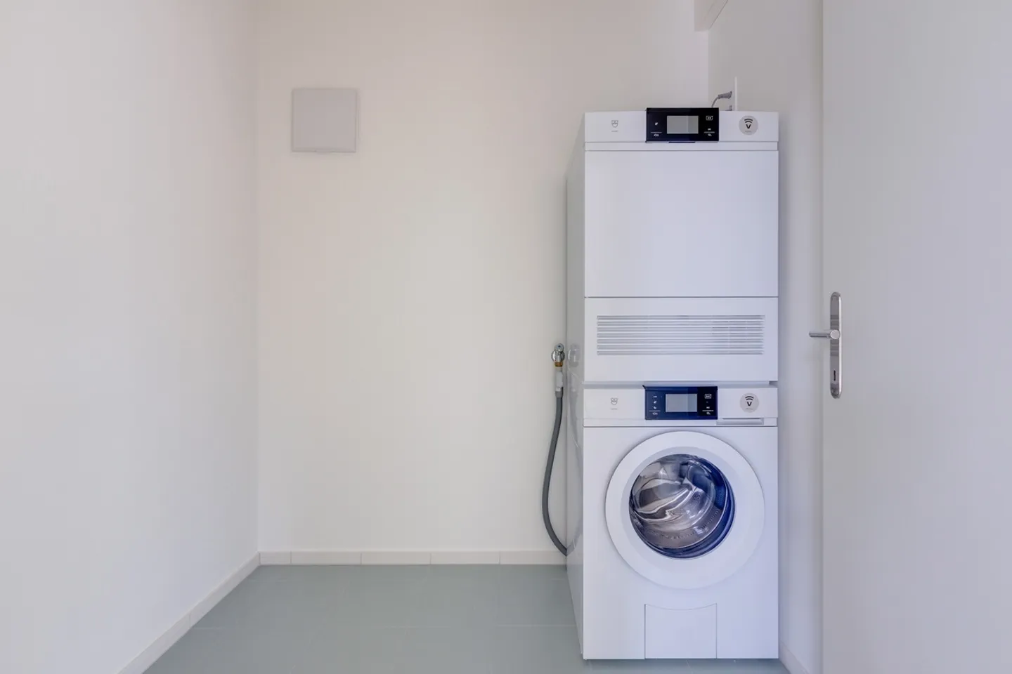 Modern Attic Apartment in Lärchengarten - Photo 10 of 10