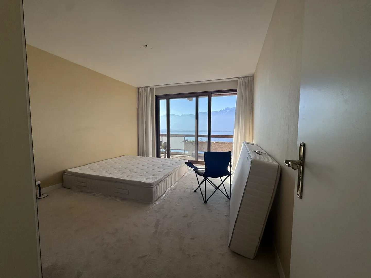 Alloggio di alta gamma - Foto 6 di 11