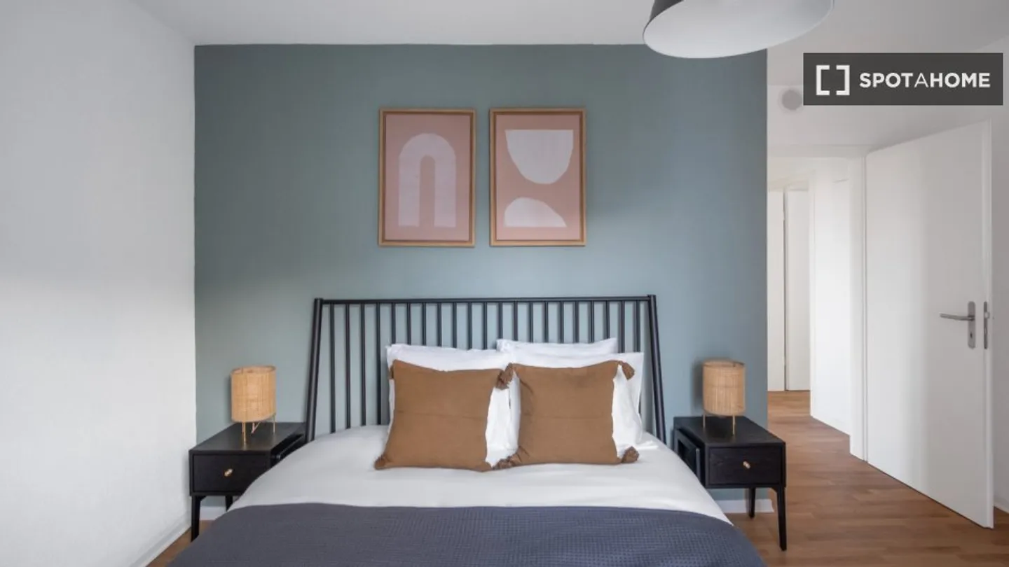 Entdecke, besichtige und miete dein neues Zuhause online mit vollem Vertrauen. - Foto 13 von 17