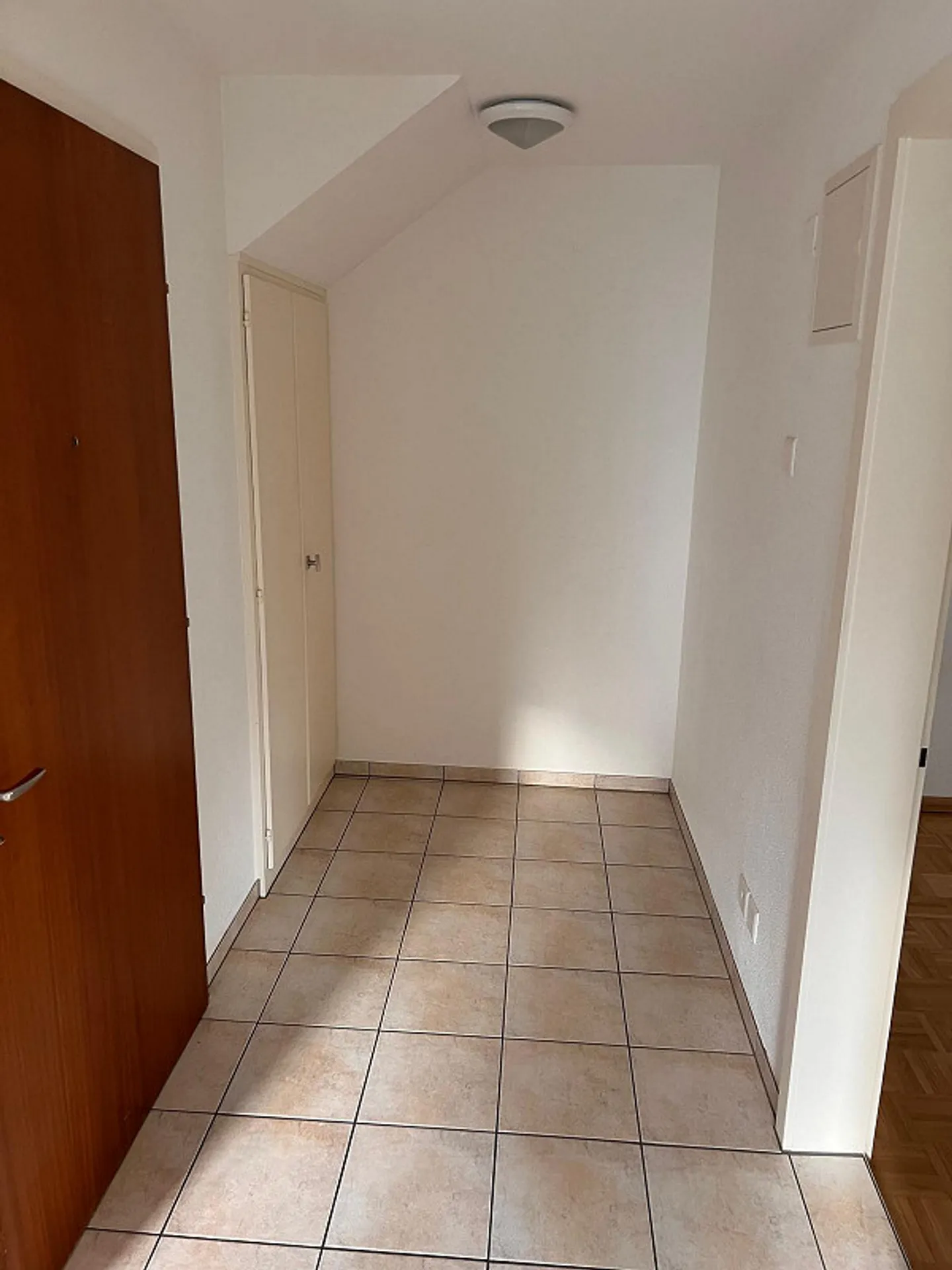 2.5 Room Apartment with Private Terrace - Photo 6 of 10