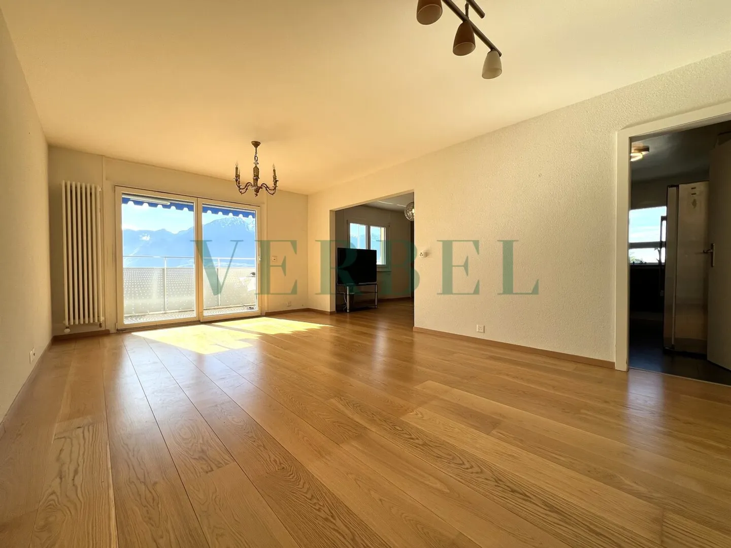 Außergewöhnlich - Panoramablick auf den Genfersee - Foto 3 von 9