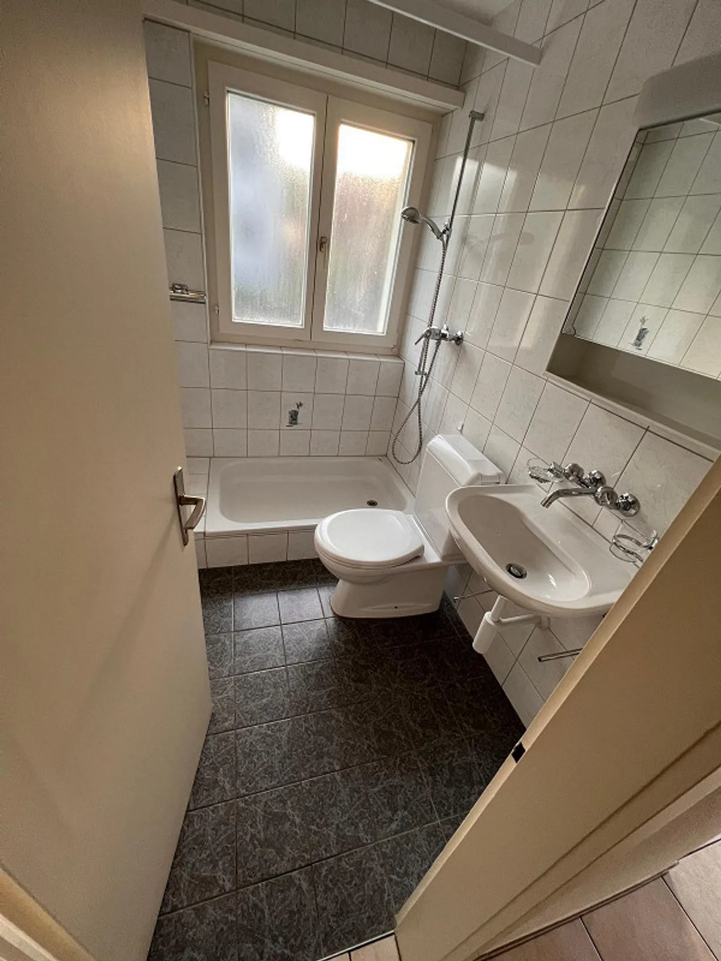 2.5 Room Apartment with Private Terrace - Photo 8 of 10