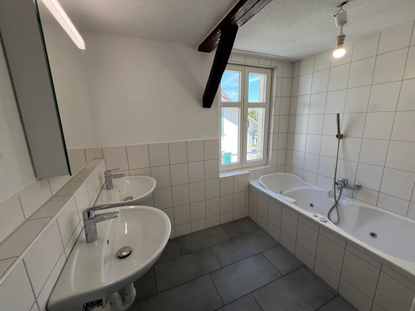 Charmante Wohnung in zentraler Lage - Foto 8 von 12