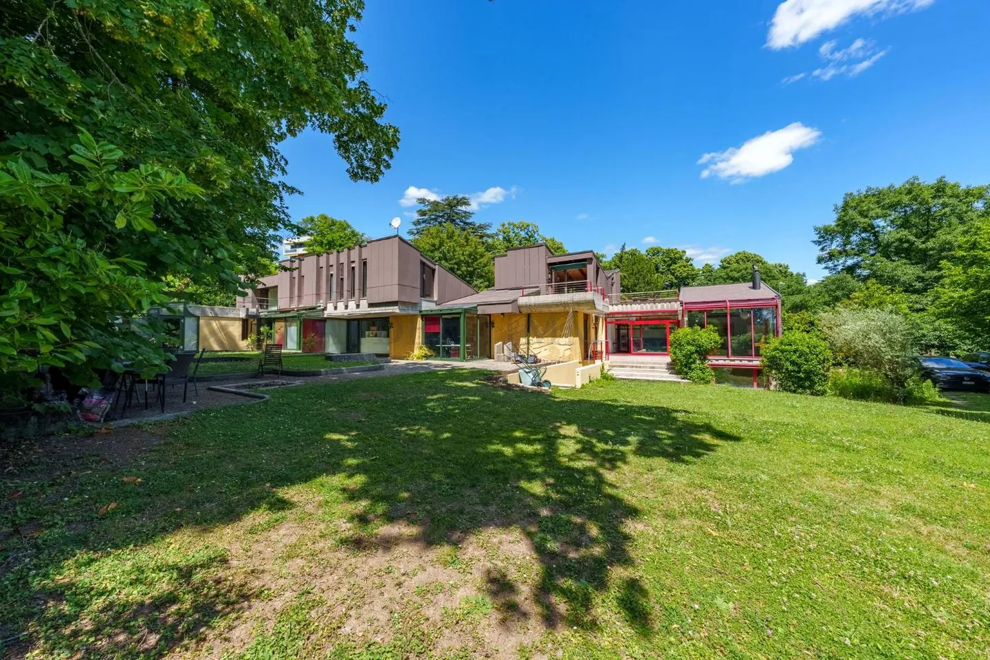 Grande maison avec vue sur le lac - Photo 12 sur 13