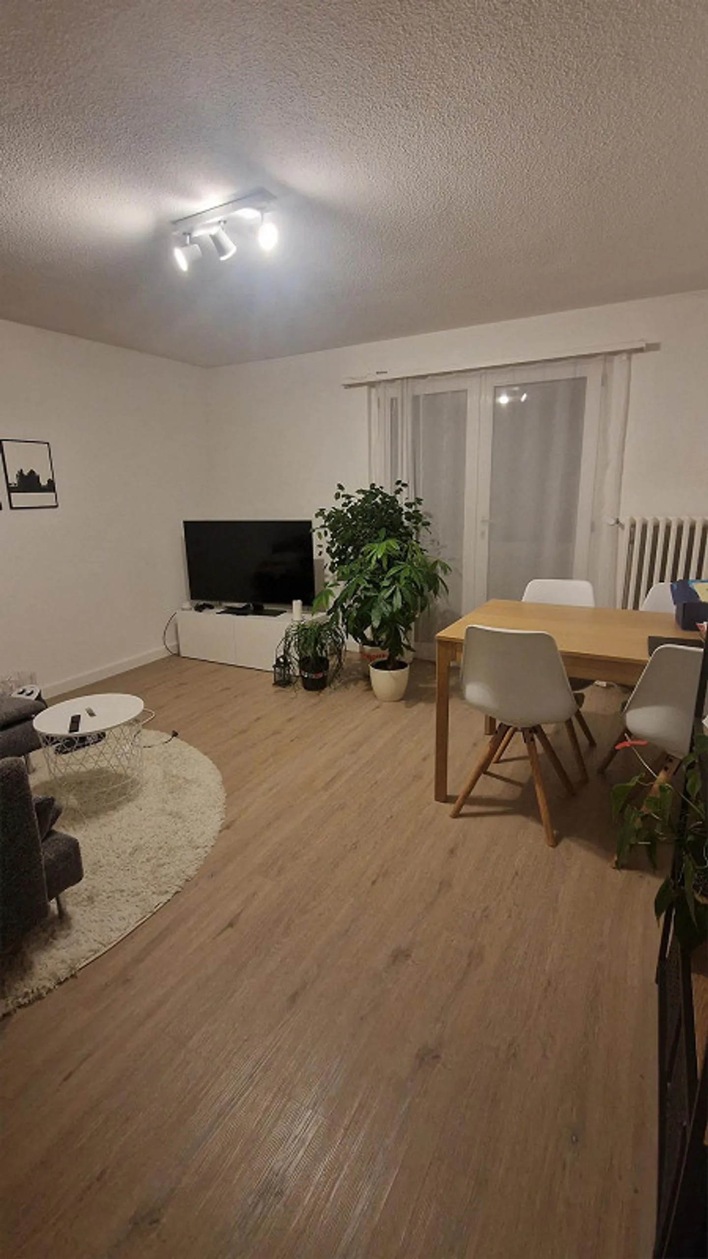 Appartamento affascinante con 3 stanze e balcone a Schaffhausen Buchthalen - Foto 4 di 7