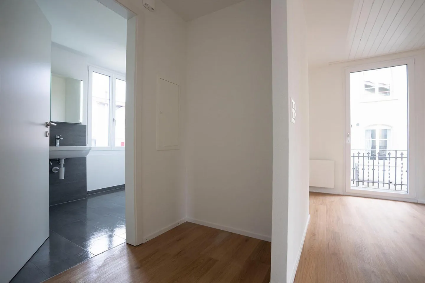 Charming home, quiet location, near train station - Photo 4 of 10