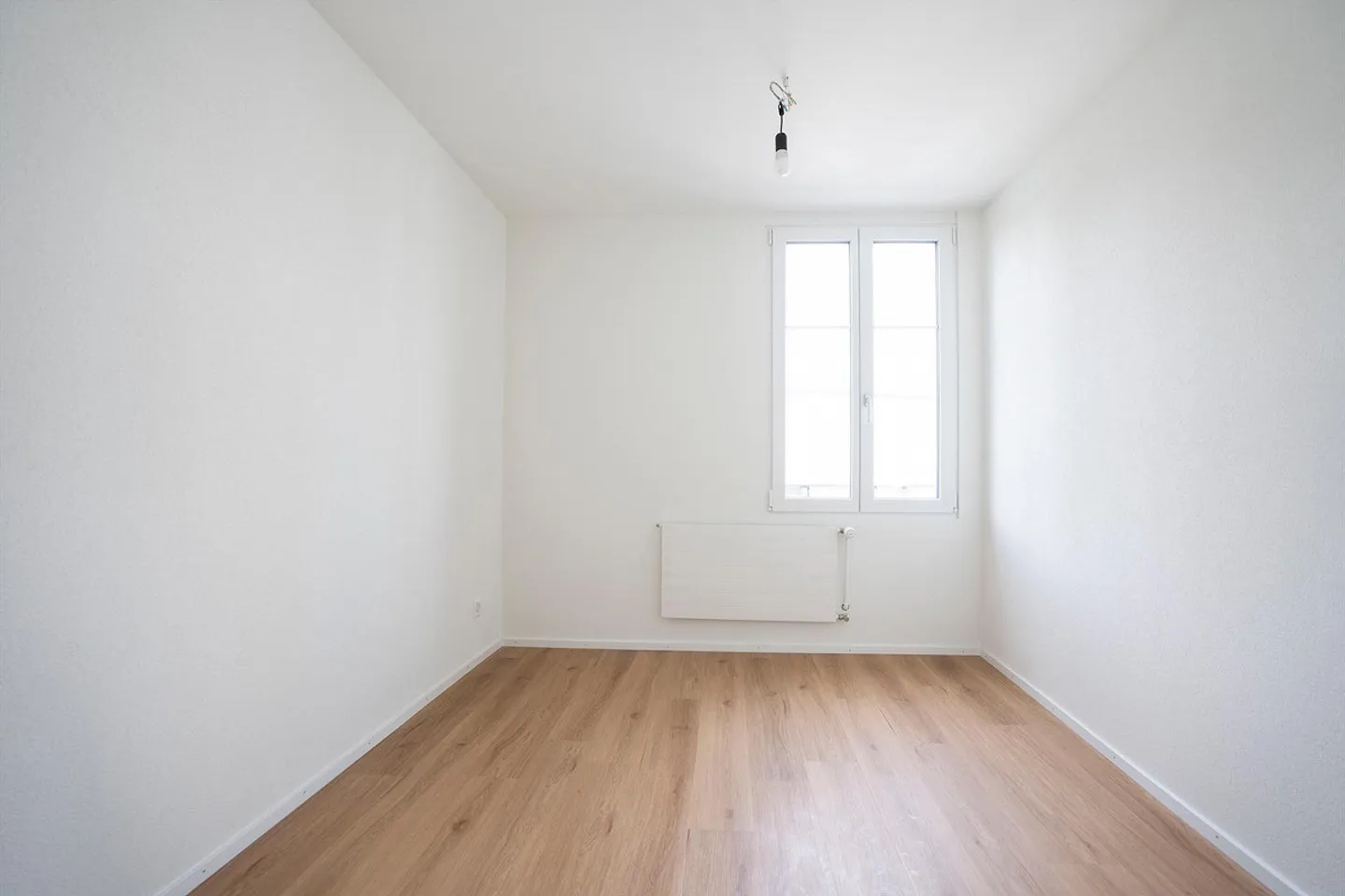 Charming home, quiet location, near train station - Photo 10 of 10