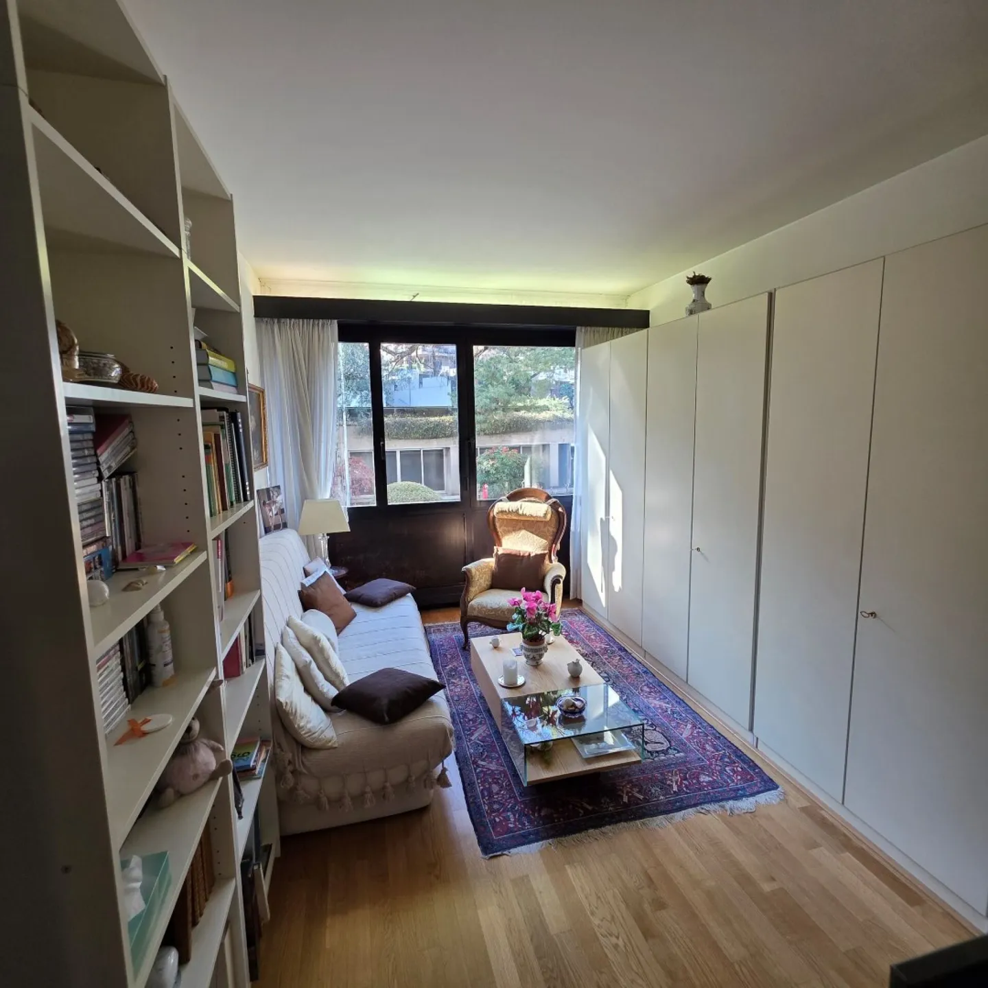 An elegant 3.5-room apartment in the heart of Lugano is for sale - Photo 11 of 13